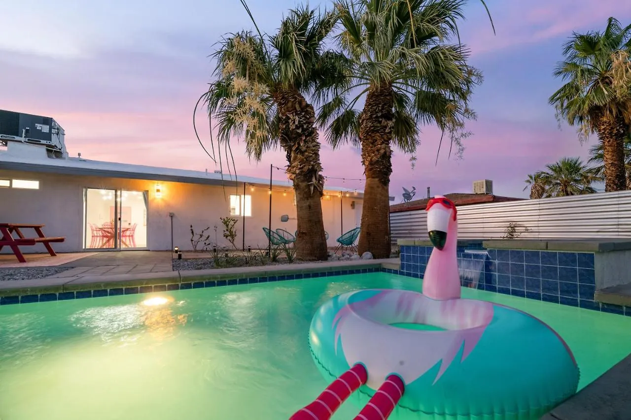 Mountain View Pink Paradise By Rather Be Properties Palm Springs